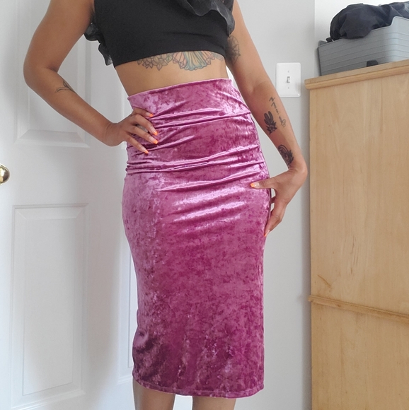 NWT Lularoe velvet bodycon skirt sz. M